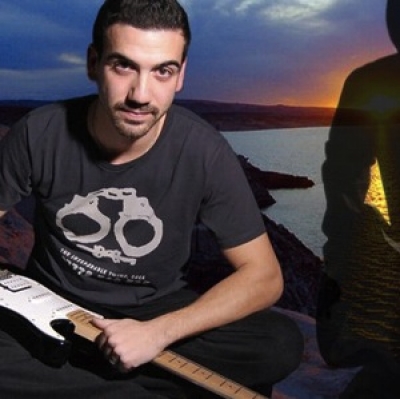 Το νέο τραγούδι του Αντώνη Δρέμπελα