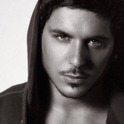 Το νεό τραγούδι του Stan με τον NiVo