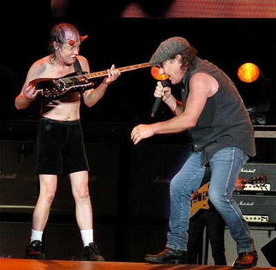 AC/DC: «Επιστρέφουμε στη σκηνή!- Ετοιμάζουμε νέο υλικό!»