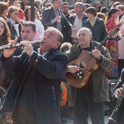 Η Ελληνική διασκέδαση 
