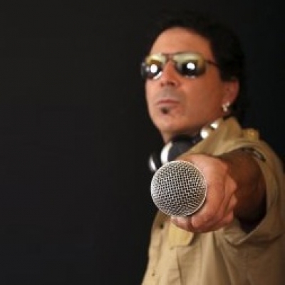 Το νέο video clip του Aris Tomas & Tomas Family!