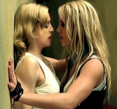 Ακούστε τη διασκευή της Britney στο "Burning Up" της Madonna!