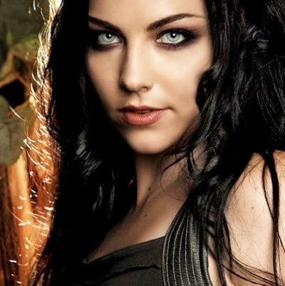 Amy Lee ''Πλέον δουλεύουμε σαν μπάντα''!