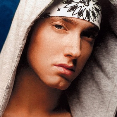 «Δε θα έπρεπε να επιτραπεί» στον Eminem να παίξει στο Ιρλανδικό festival