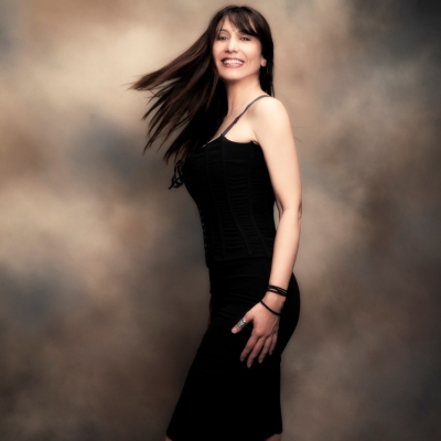 Η Αναστασία Ζαννή απο Πέμπτη 16/6 live στο εκκεντρικό Bar Theatre Restaurant «Vlaho-Bar-Ox»