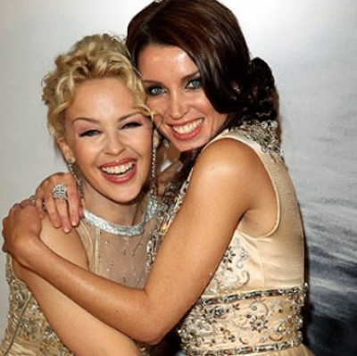 Kylie Minogue: ''Θέλω να συνεργαστώ με την αδερφή μου''