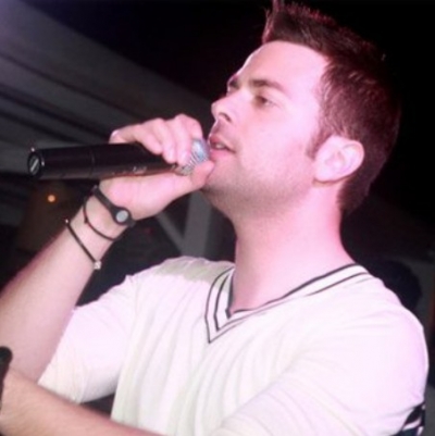 Ο Ηλίας Βρεττός Κυριακή 5 Ιουνίου είναι «Μες την καλή χαρά»!