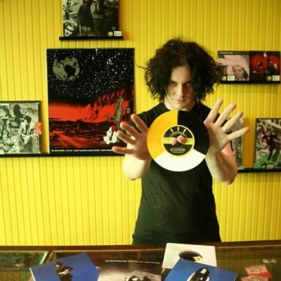 Ο Jack White δεν θα συμμετάσχει στο adaptation του “Schoolboys in disgrace”