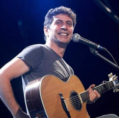 Ο Σωκράτης Μάλαμας 11/7 live στο Θέατρο Λυκαβηττού!