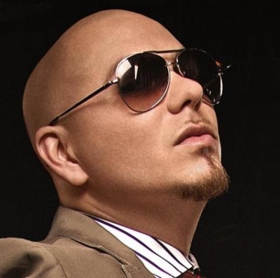 Το ''Give me everything'' του Pitbull στο No1 του Hot 100!
