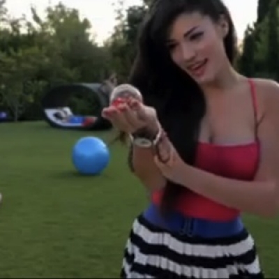 Δείτε το teaser από το νέο video clip της Ήβης Αδάμου!