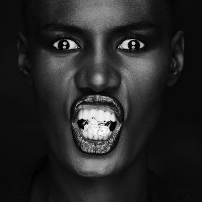 Η Grace Jones κυκλοφορεί dub version του album “Hurricane”