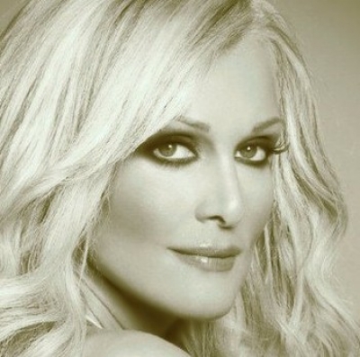 Η Νατάσα Θεοδωρίδου στη Στουτκγκάρδη (video)!