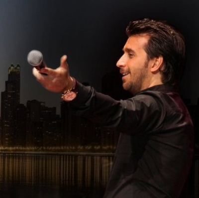 Η ζωή του Θάνου Πετρέλη με το φακό του Super star