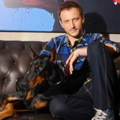 Κώστας Καραφώτης: «Υποκλίνομαι σε ένα καλλιτέχνη που είναι διαχρονικός»