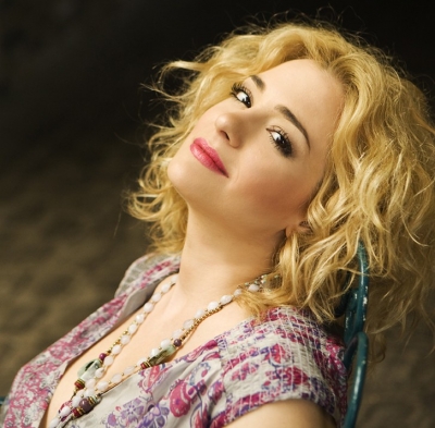 Νατάσα Μποφίλιου: « Η ζωή μου έδωσε περισσότερα από όσα ονειρεύτηκα»