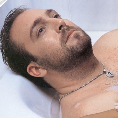 Ο Γιώργος Αλκαίος επιστρέφει με Greatest Hits album!