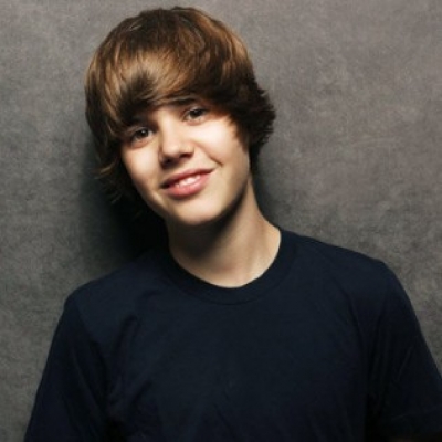 Tα 11 εκκατομύρια άγγιξαν οι followers του Justin Bieber στο twitter