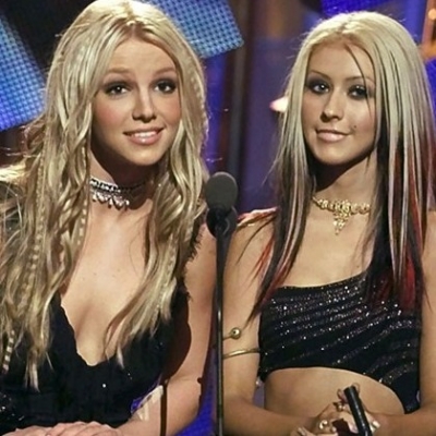 Christina Aguilera και Britney Spears συναντιούνται επιτέλους στο top10
