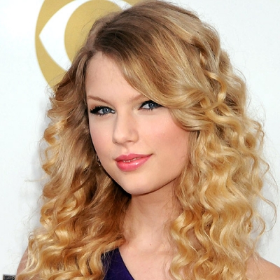 Δείτε το νέο Video Clip της Taylor Swift για το «Sparks Fly»