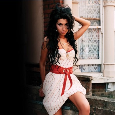 Ελβετικό πολιτικό κόμμα προκάλεσε με τη χρήση φωτογραφίας της Amy Winehouse στην εκστρατεία κατά τα ναρκωτικά