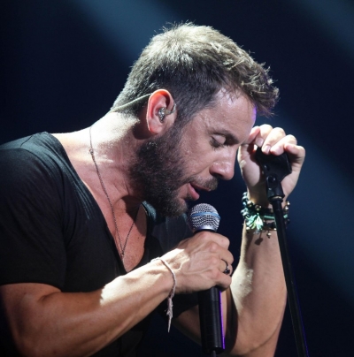 Εντυπωσιακή πρεμιέρα του Γιώργου Μαζωνάκη @ Thalassa People’s Stage!