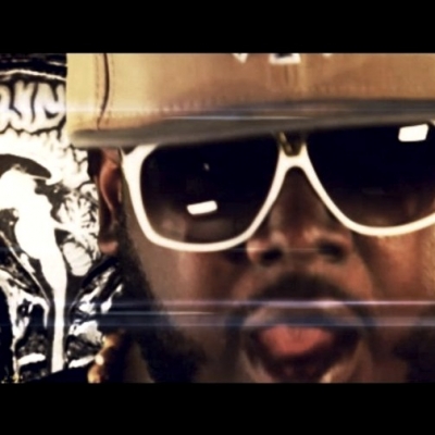 Το "Out of my head" σύντομα στις οθόνες μας!