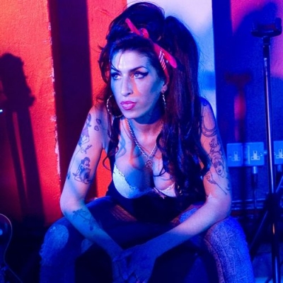 Δείτε το καινούριο video clip της Amy Winehouse! 