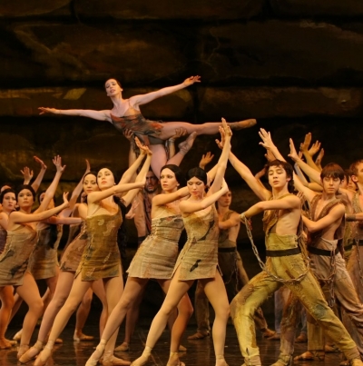 Επιπλέον παραστάσεις για τον Γιούρι Γκριγκορόβιτς!