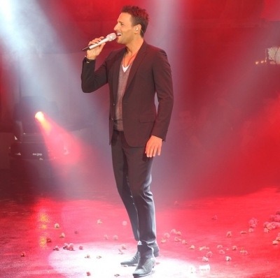 Με Fantasia & Νίκο Βέρτη η διασκέδαση χτυπάει κόκκινο!