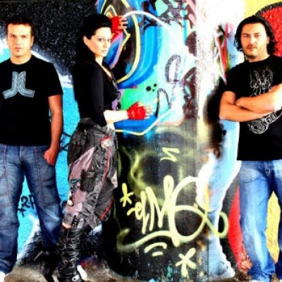 Οι PLUS 10/10 @ Small Cafe, Πειραιάς