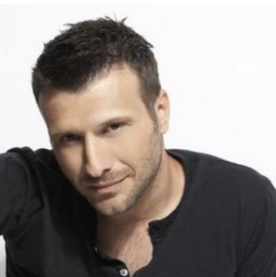 Πλήθος νέων καλλιτεχνών στην οντισιόν του Γιάννη Πλούταρχου!