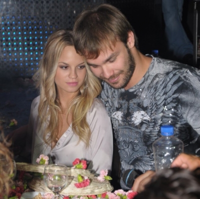 Σαμπάνης-Περιστέρη και «Απελπισμένοι» ξενύχτησαν στον Κιάμο και στο Posidonio!