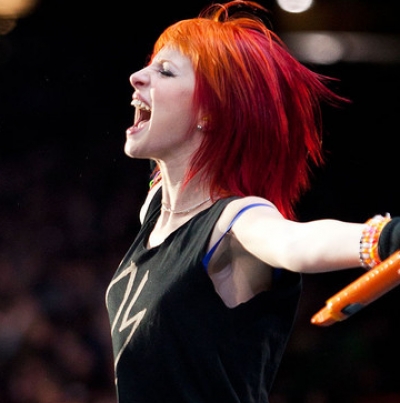 Σύντομα νέο υλικό από Paramore!