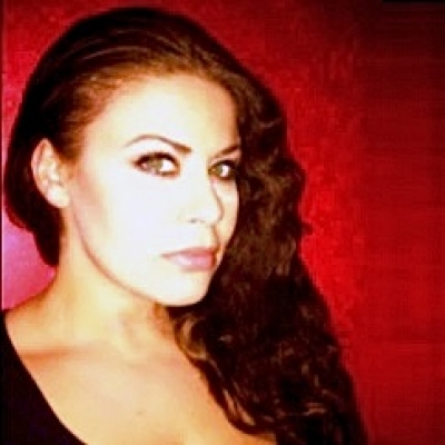 Το νέο τραγούδι της Έλενας Αναγιώτου για κυπριακή σειρά!