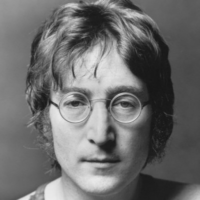 H Yoko Ono σημάδεψε τα 71α γενέθλια του John Lennon!
