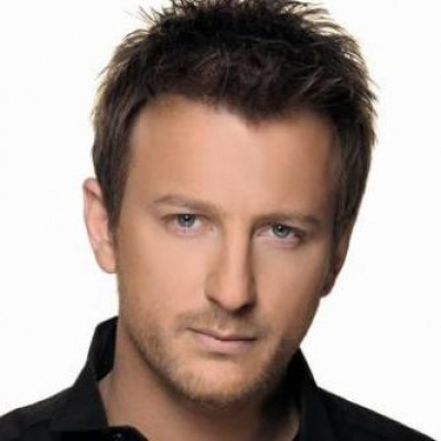 Ο Κώστας Καραφώτης πάει Κύπρο!