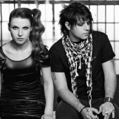 Ευρυδίκη & Δ. Κοργιαλάς στην τελευταία παράσταση στο Σταυρό του Νότου! 