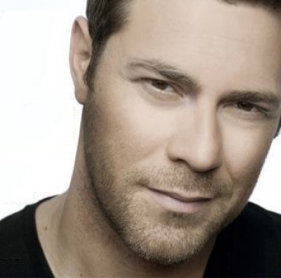 Μια πρώτη γεύση από το νέο τραγούδι του Χρήστου Χολίδη!