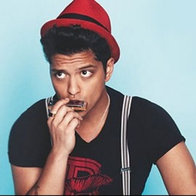 Μόλις κυκλοφόρησε το νέο video clip του Bruno Mars!