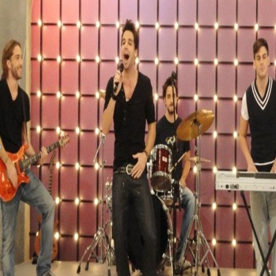 Ποιο μέλος από τα Κόκκινα Χαλιά αποχωρεί ;