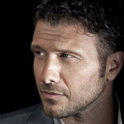 Αλλαγές στο σχήμα του Cosmostage όπου εμφανίζεται ο Γιάννης Πλούταρχος