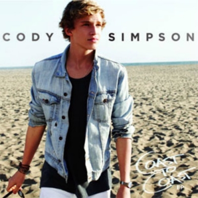 “Angel”: δες το εναλλακτικό video clip του Cody Simpson!