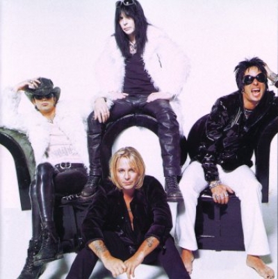 Αντιφατικές δηλώσεις των Motley Crue για το μέλλον τους ως μπάντα