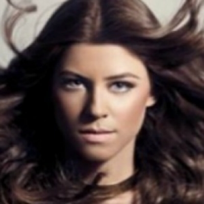 Δες το νέο video clip της Demy "Μόνο Μπροστά"