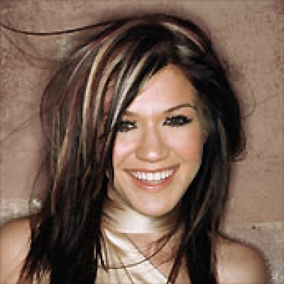 Νέα κυκλοφορία για την Kelly Clarkson