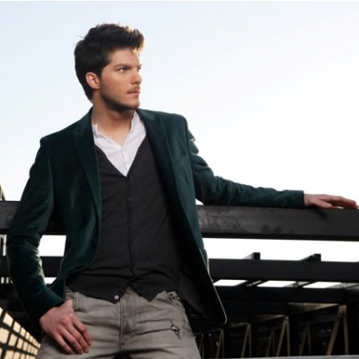 Ο Λούκας Γιώρκας στο Golden Hall την Τετάρτη 21/12