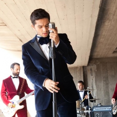 Οι Μέλισσες τώρα και στα περίπτερα!!