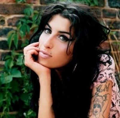 Υψηλές πωλήσεις  για το νέο δίσκο της Amy Winehouse
