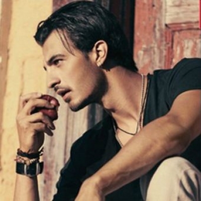 Ακούστε το νέο τραγούδι του Δήμου Αναστασιάδη!